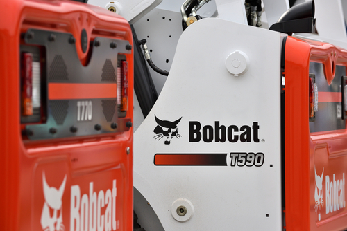 Rent Skidsteers